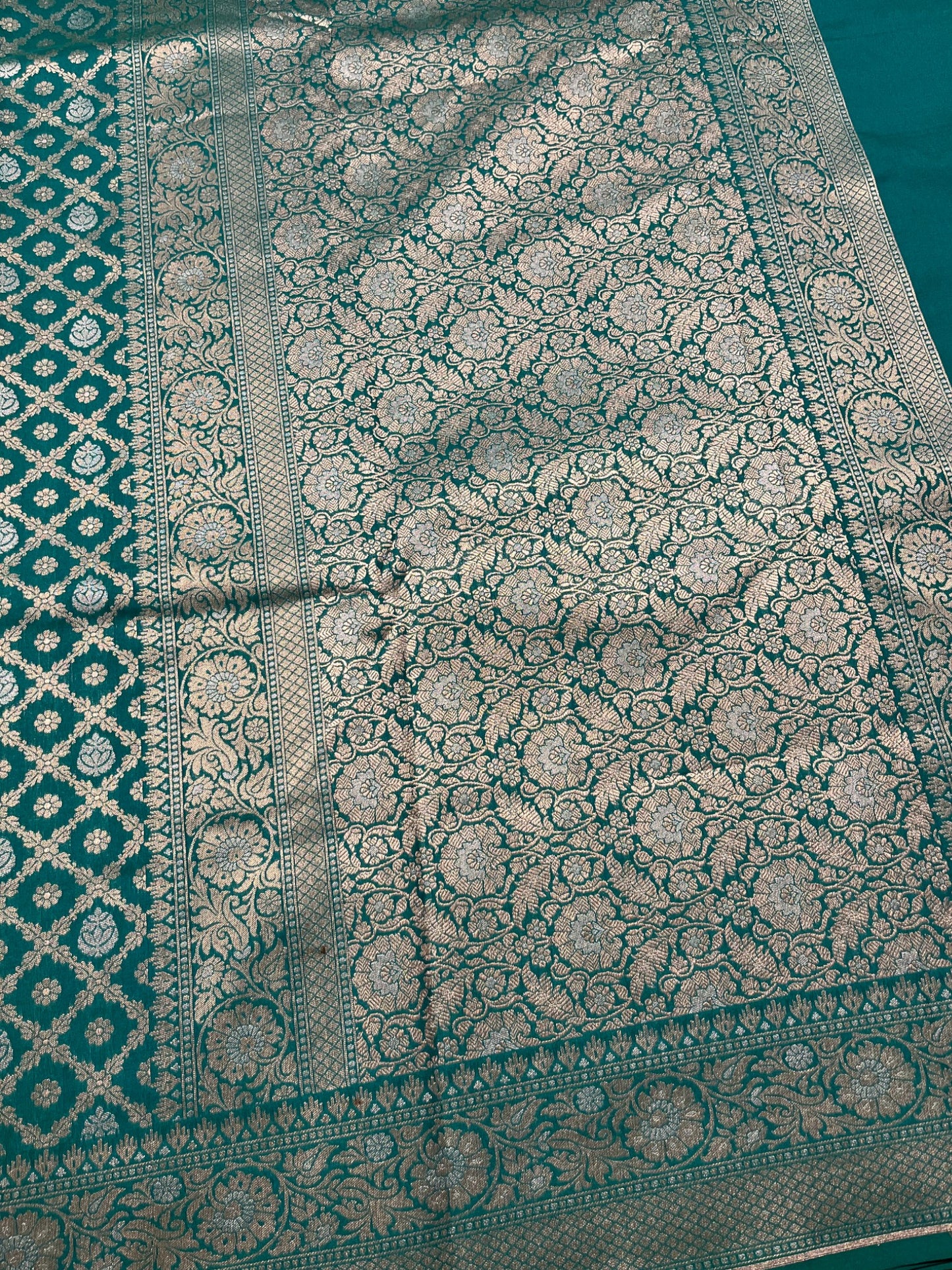 Southloom Pure Banarasi Silk Saree with Woven Work on Body and Borders
