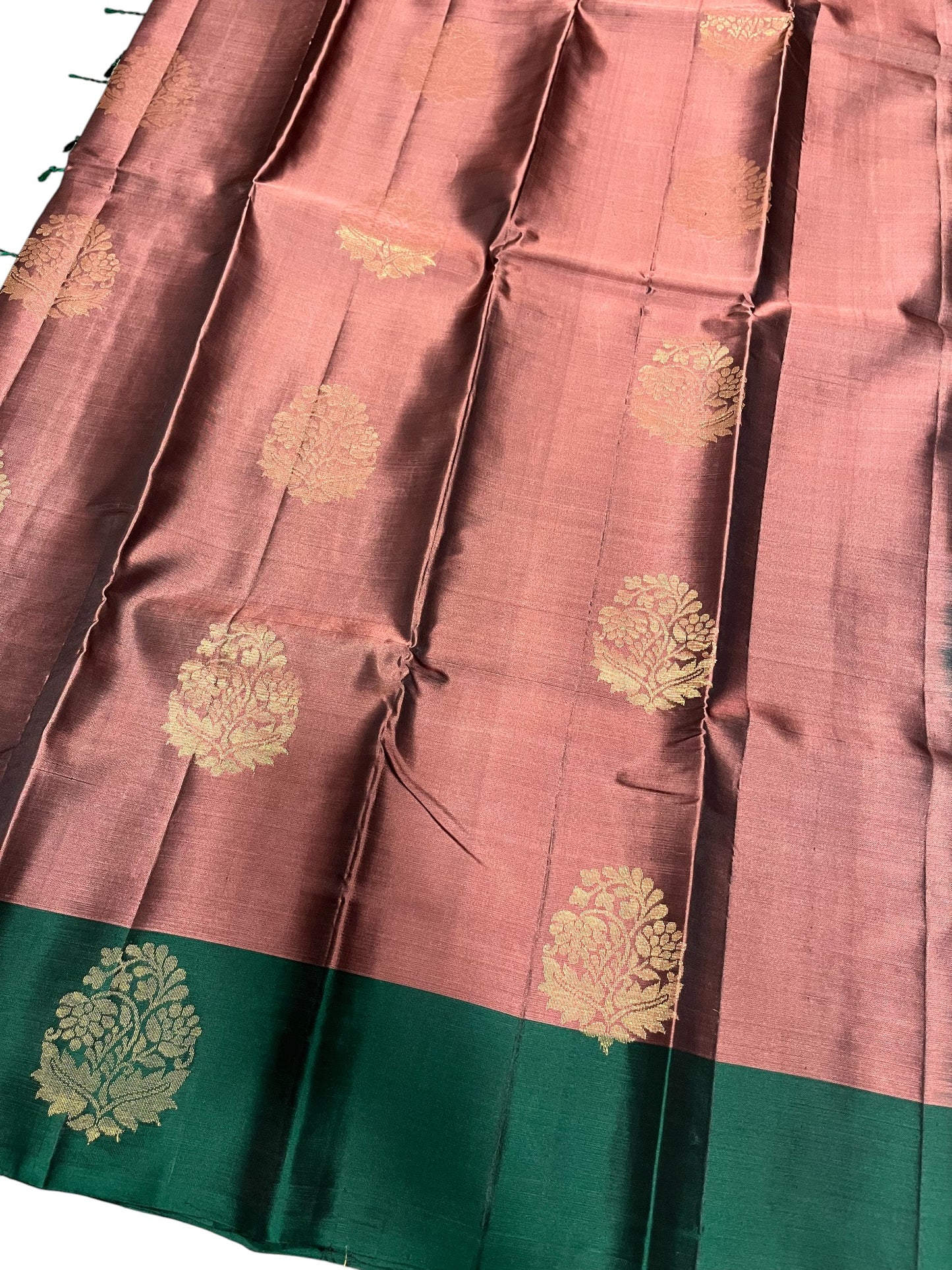 Southloom Pure Handloom Kanchipuram Silk Saree with Butta Work