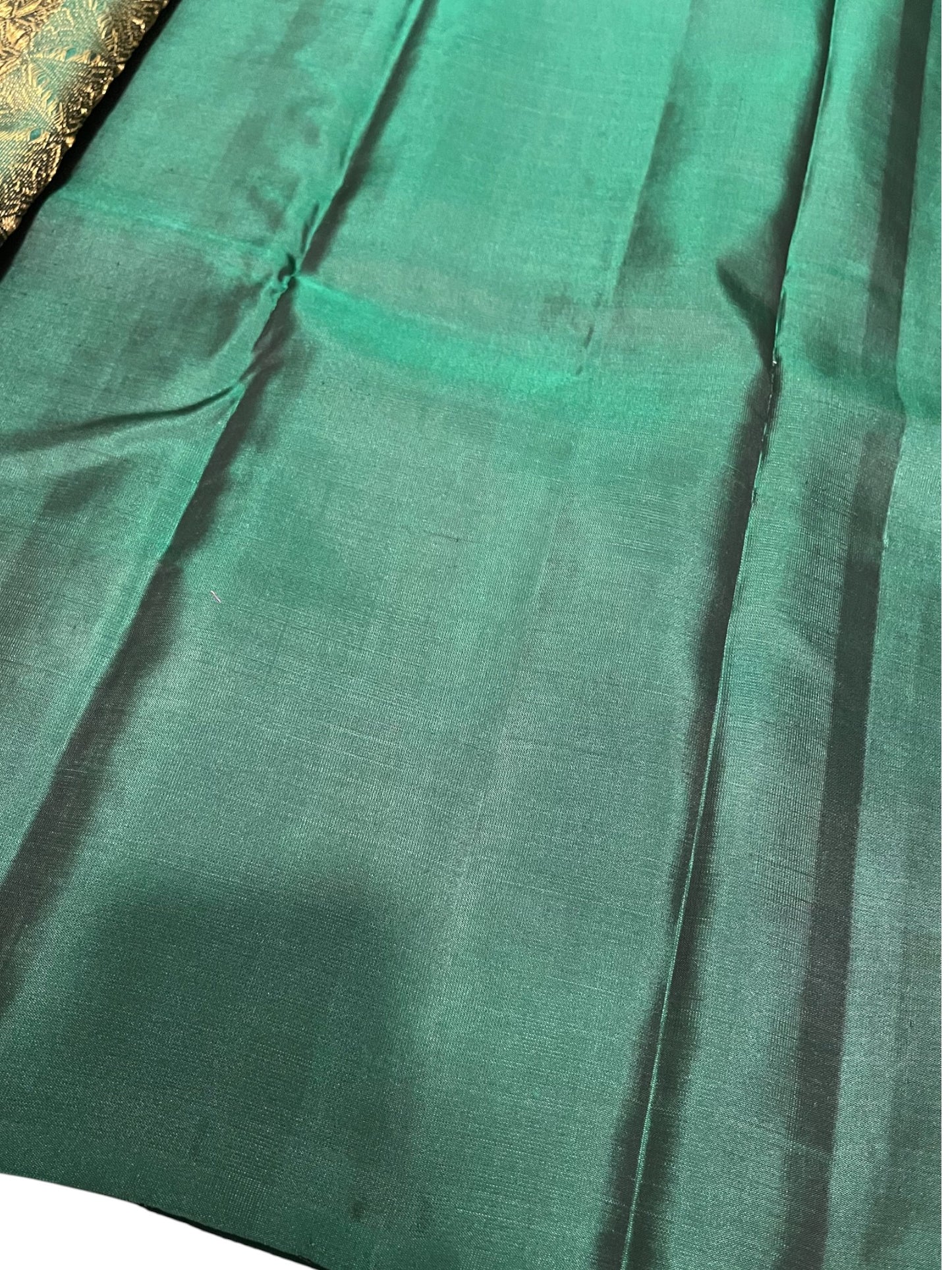 Southloom Pure Handloom Kanchipuram Silk Saree with Butta Work