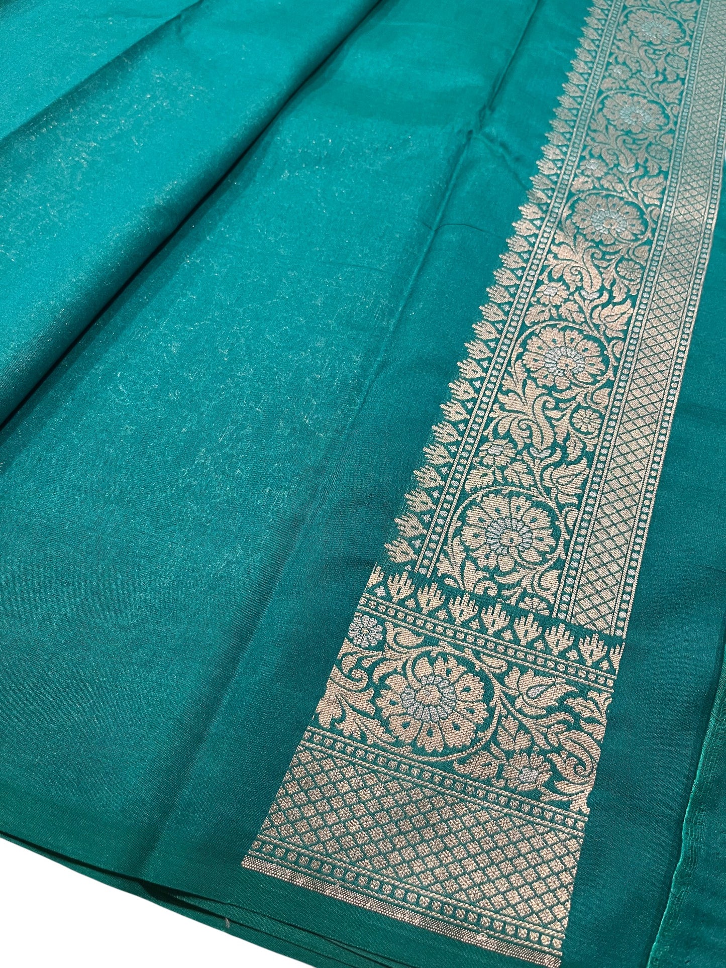 Southloom Pure Banarasi Silk Saree with Woven Work on Body and Borders