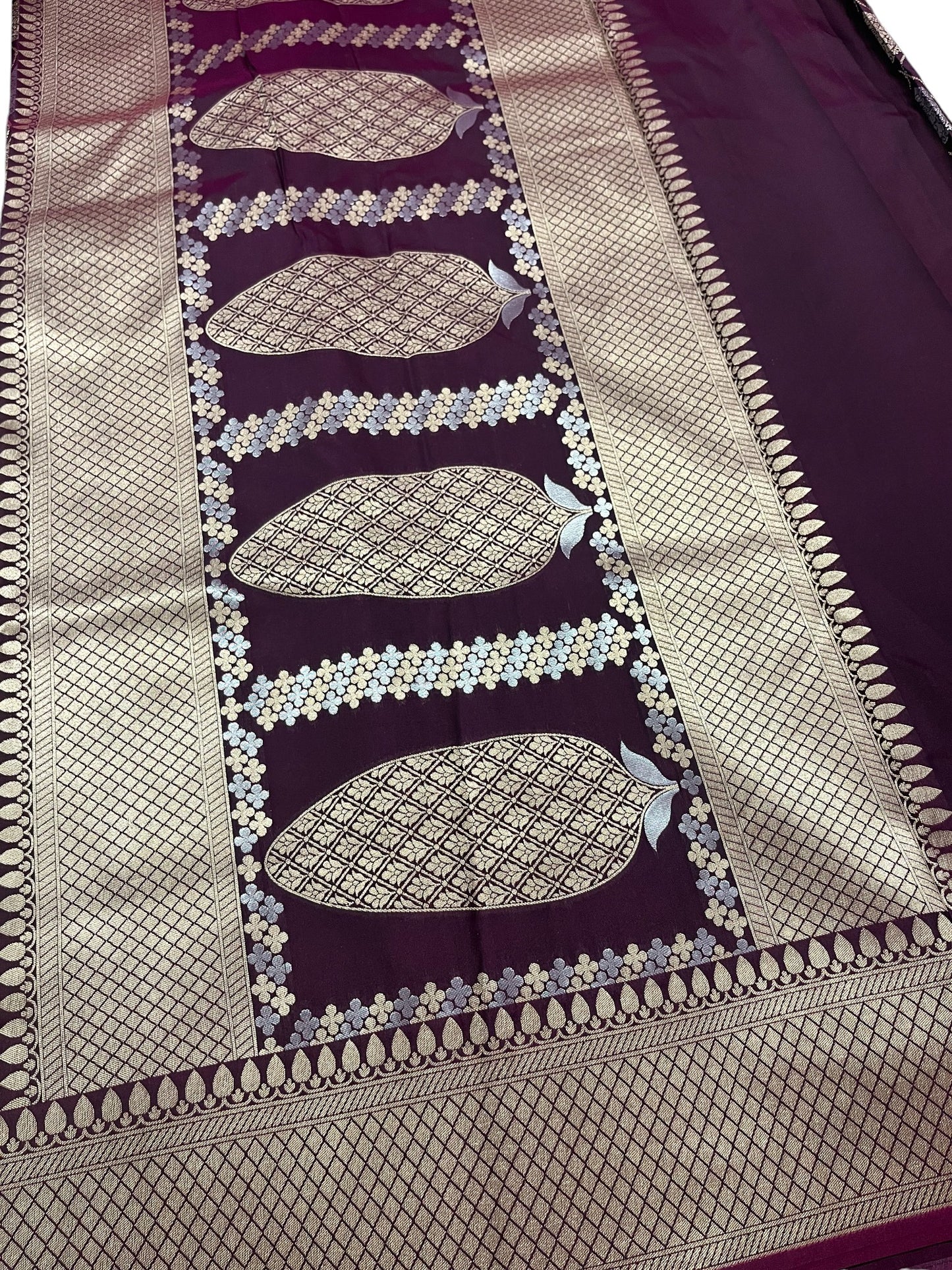 Southloom Pure Banarasi Silk Saree with Woven Work on Body and Borders