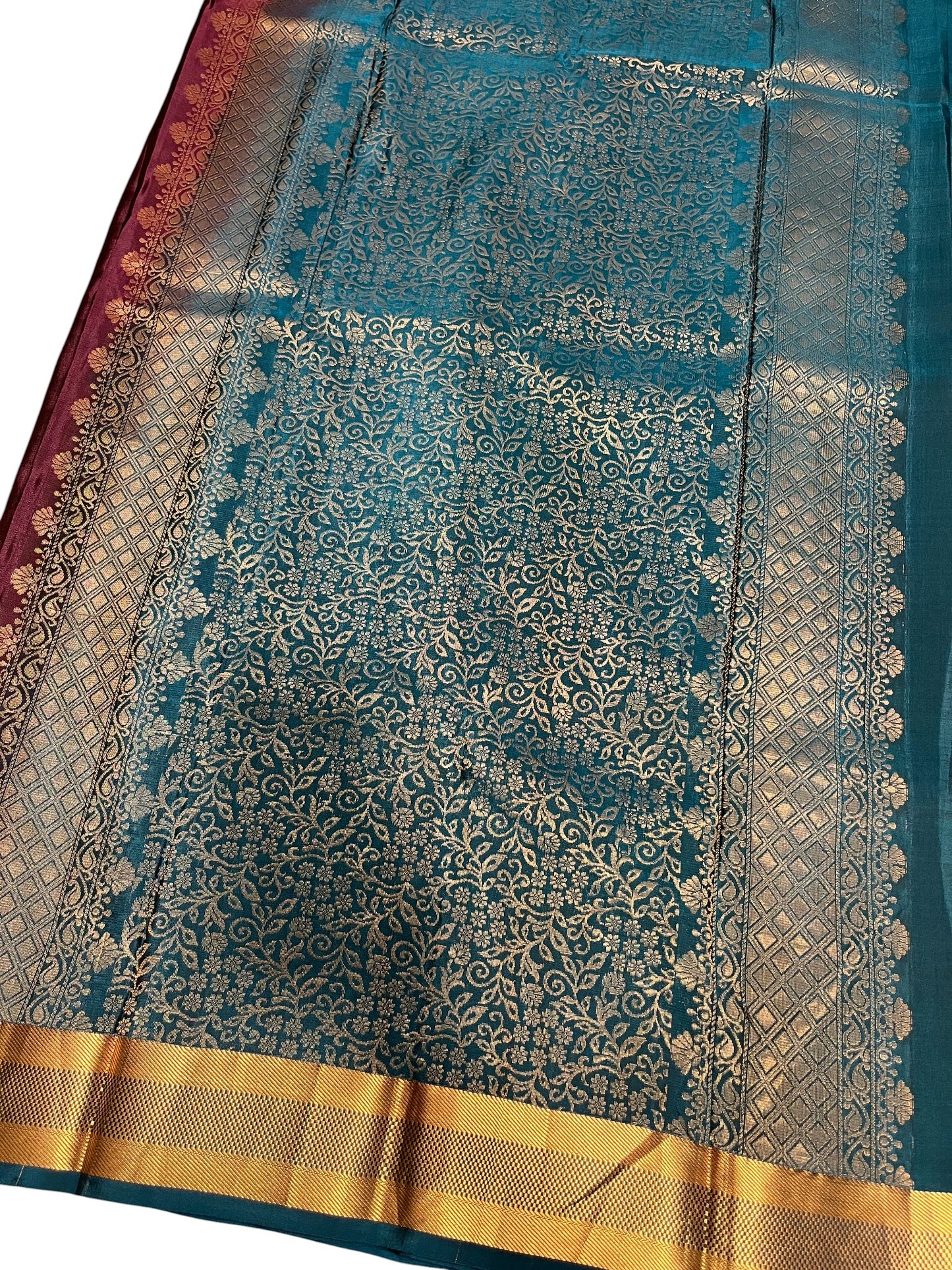 Southloom Pure Handloom Kanchipuram Silk Saree with Butta Work (Violet & Blue)