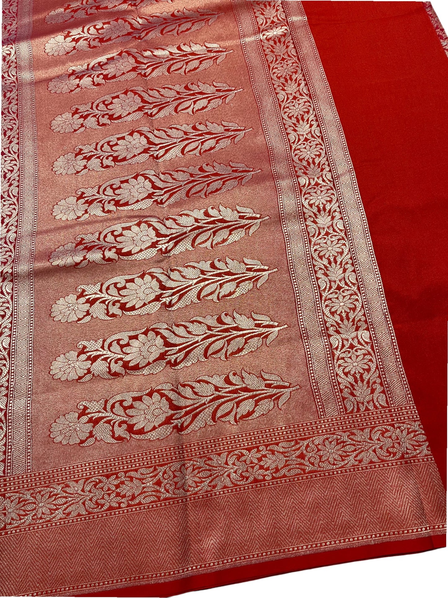 Southloom Pure Banarasi Silk Saree with Woven Work on Body and Borders (Reddish Pink)
