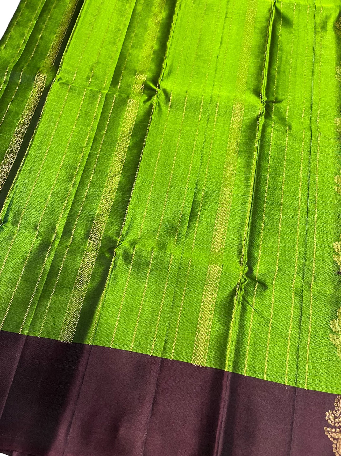 Southloom Pure Handloom Kanchipuram Silk Saree with Butta Work (Green & Purple)