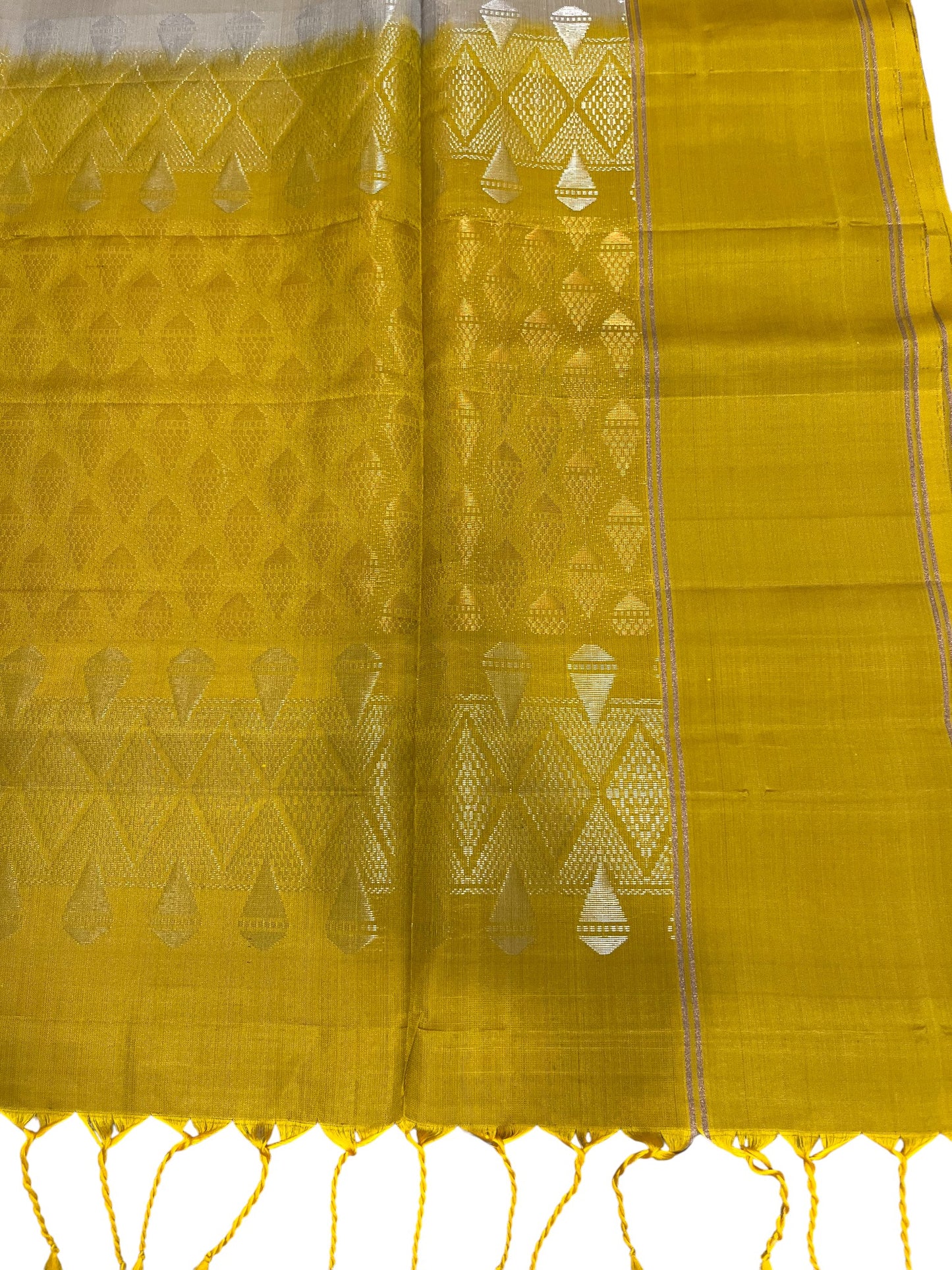 Southloom Pure Handloom Kanchipuram Silk Saree with Butta Work (Beige & Yellow)