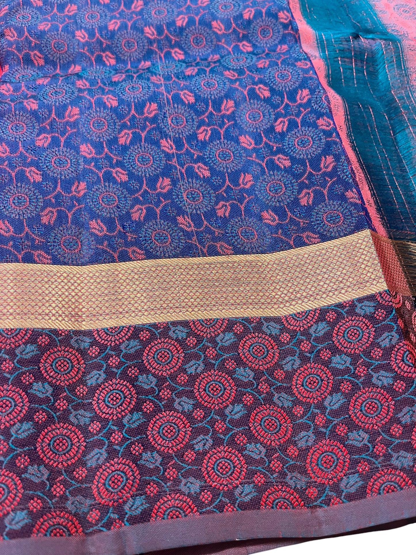 Southloom Pure Handloom Bridal Kanchipuram Silk Saree with Korvai Work(Red&Blue)