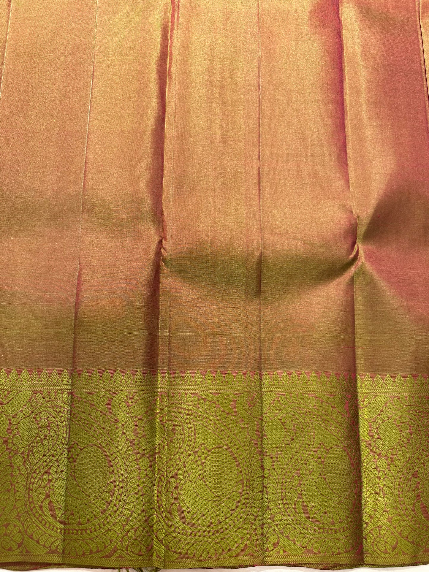 Southloom Pure Handloom Bridal Kanchipuram Silk Saree with Resham Work (Pinkish Red) SL623