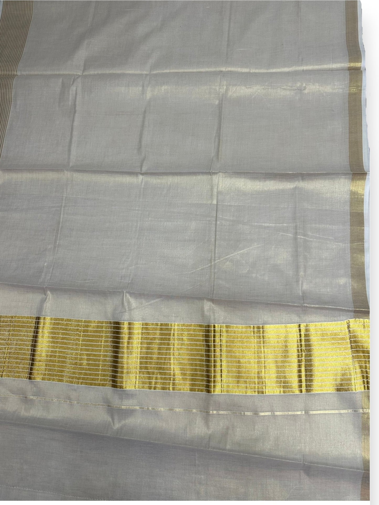 Southloom Kerala Tissue Saree With Kasavu Borders