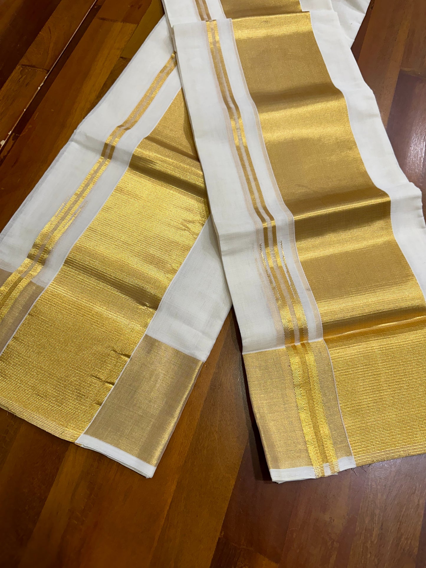 Southloom Premium Handloom Kasavu Set Mundu with 4 Inch Kara and Border