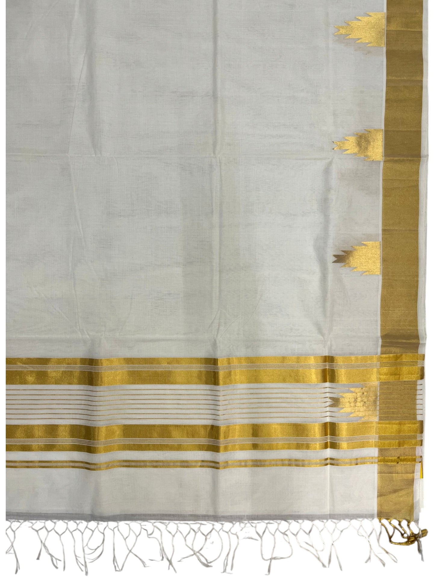 Southloom Super Premium Balaramapuram Handloom Cotton Saree with Gold Temple Design on Border SL628