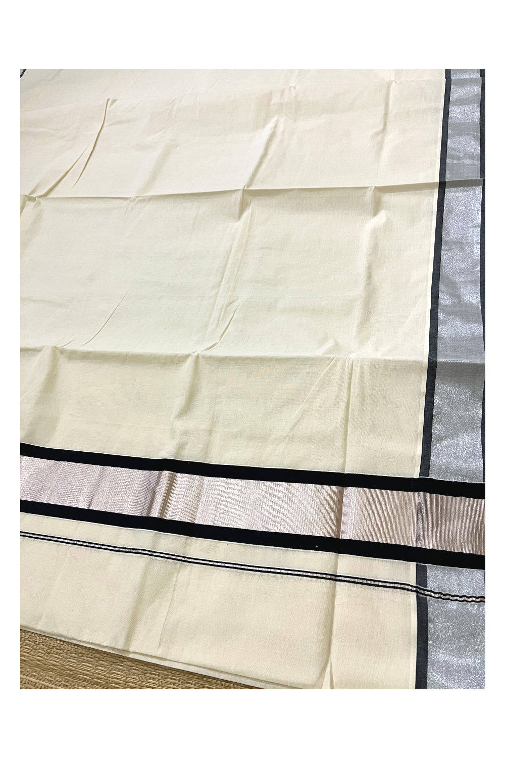 Kerala Pure Cotton Plain Saree with Silver Kasavu and Black Border