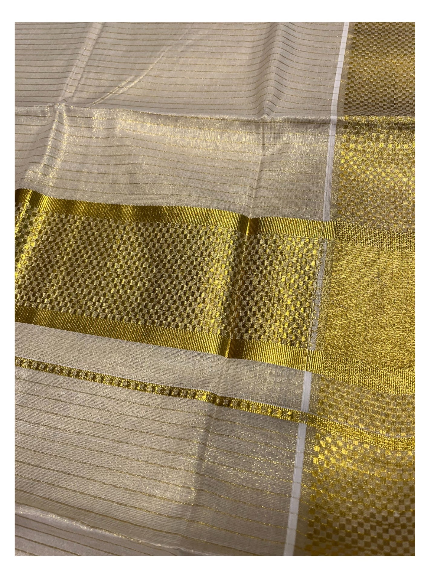 Southloom Kerala Tissu Line Kasavu Saree with Gold Paa Neythu Border