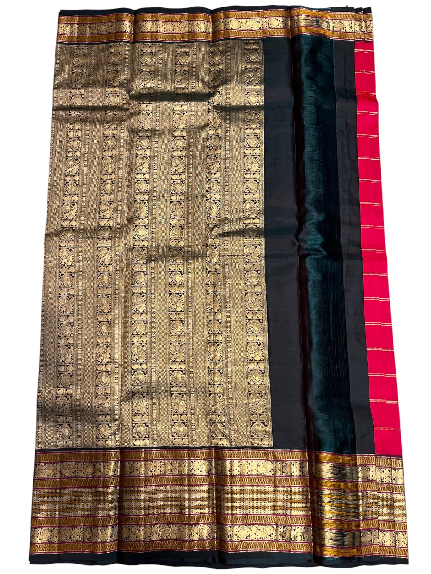 Southloom Pure Handloom Bridal Kanchipuram Silk Saree with Korvai Work (Red &Dark Green)