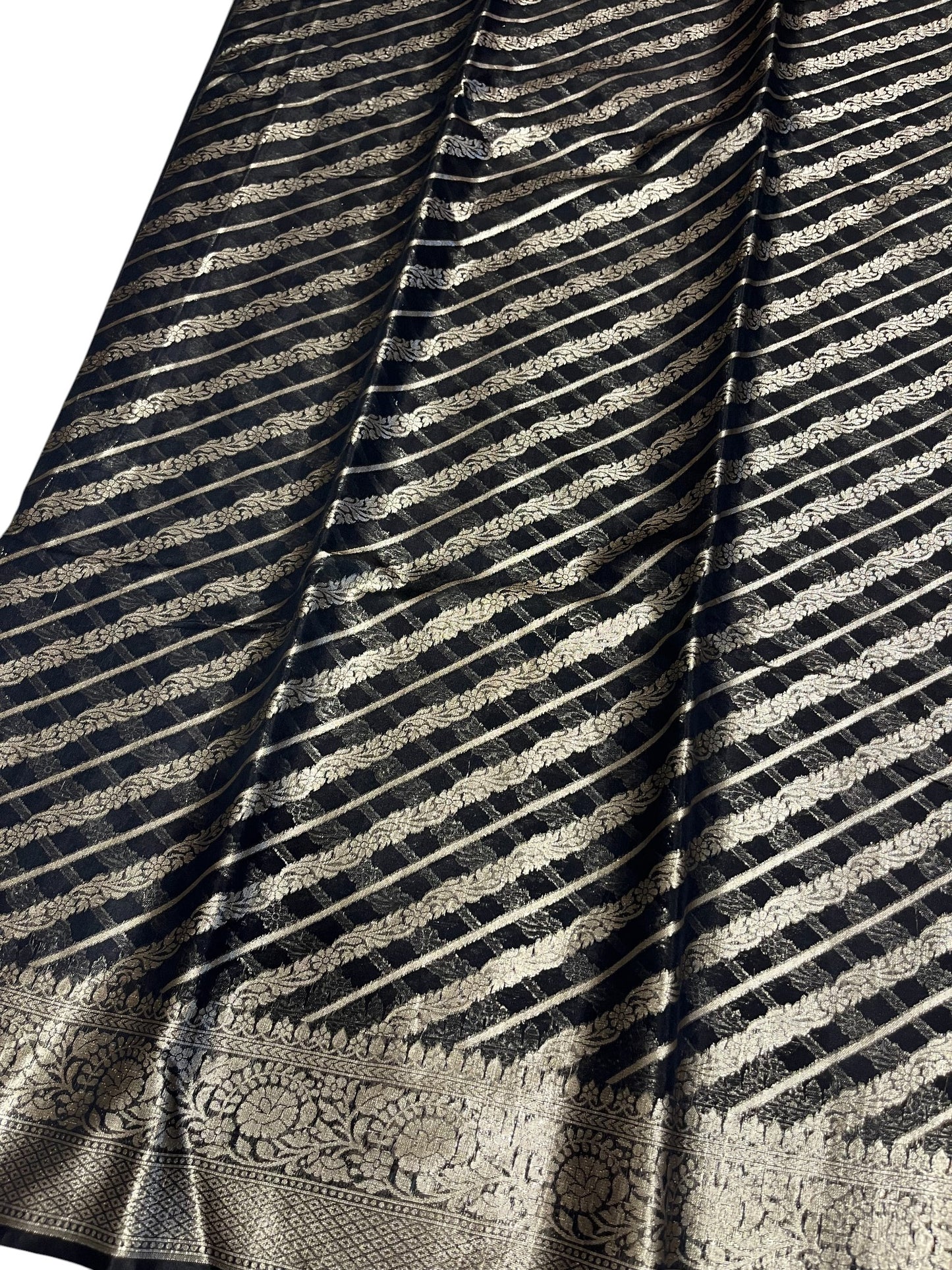 Southloom Cotton Banarasi Silk Saree with Woven Work on Body and Borders (Black)