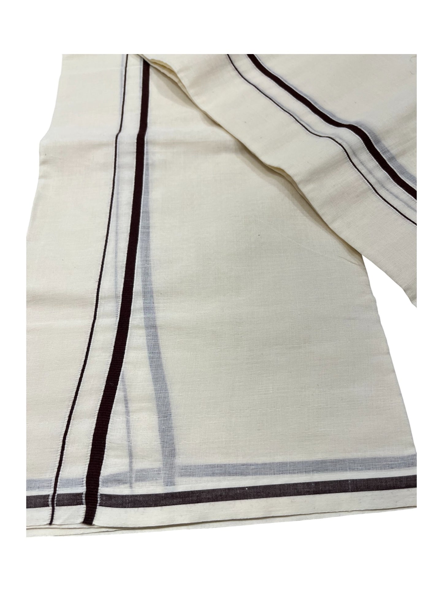 Kerala Cotton Mundum Neriyathum Single (Set Mundu) with Black Puliyilakkara