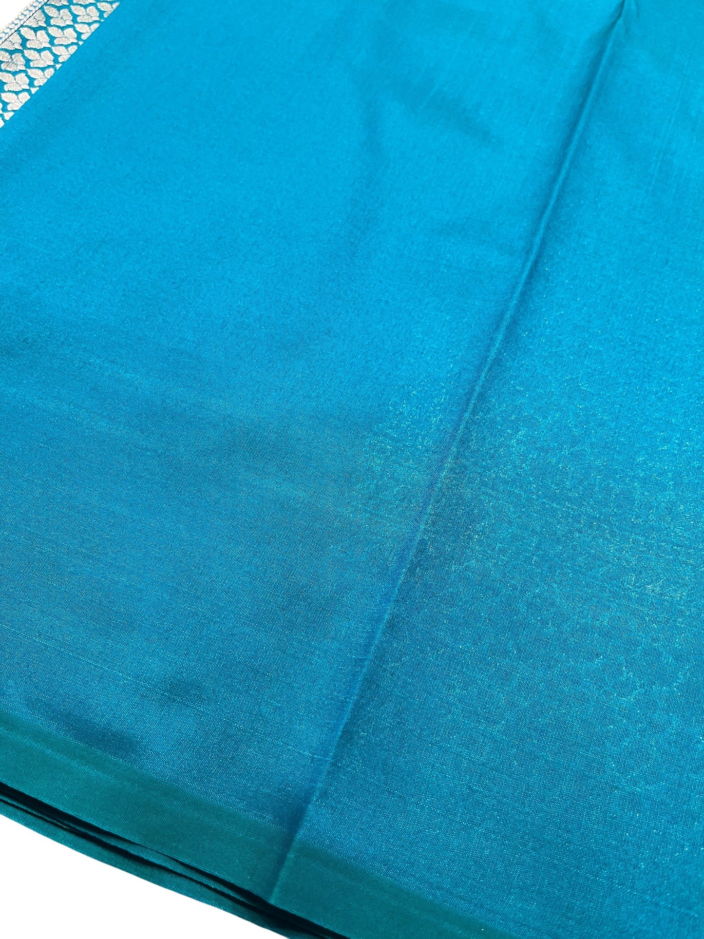 Southloom Pure Banarasi Silk Saree with Woven Work on Body and Borders (Blue)