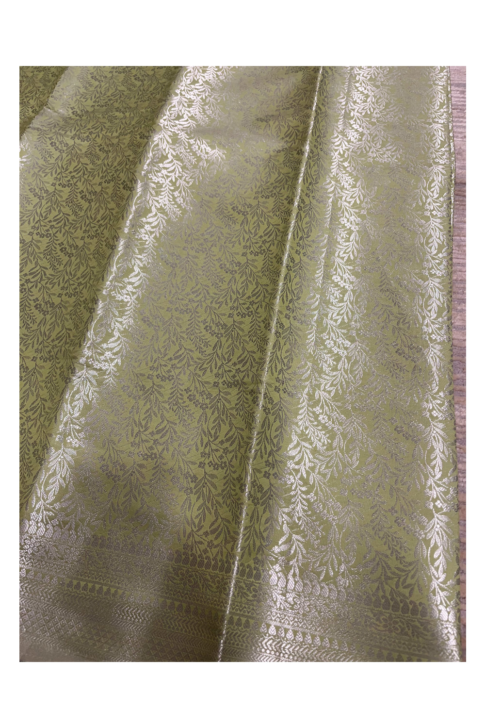 Southloom Banarasi Silver Zari Brocade Work Silk Saree in Green Pastel Shade