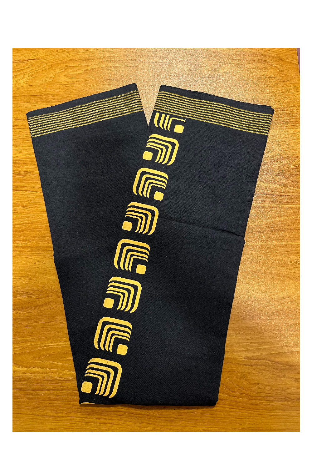 Southloom Black Printed Single Mundu / Otta Mundu / Lungi (South Indian Kerala Dhoti)