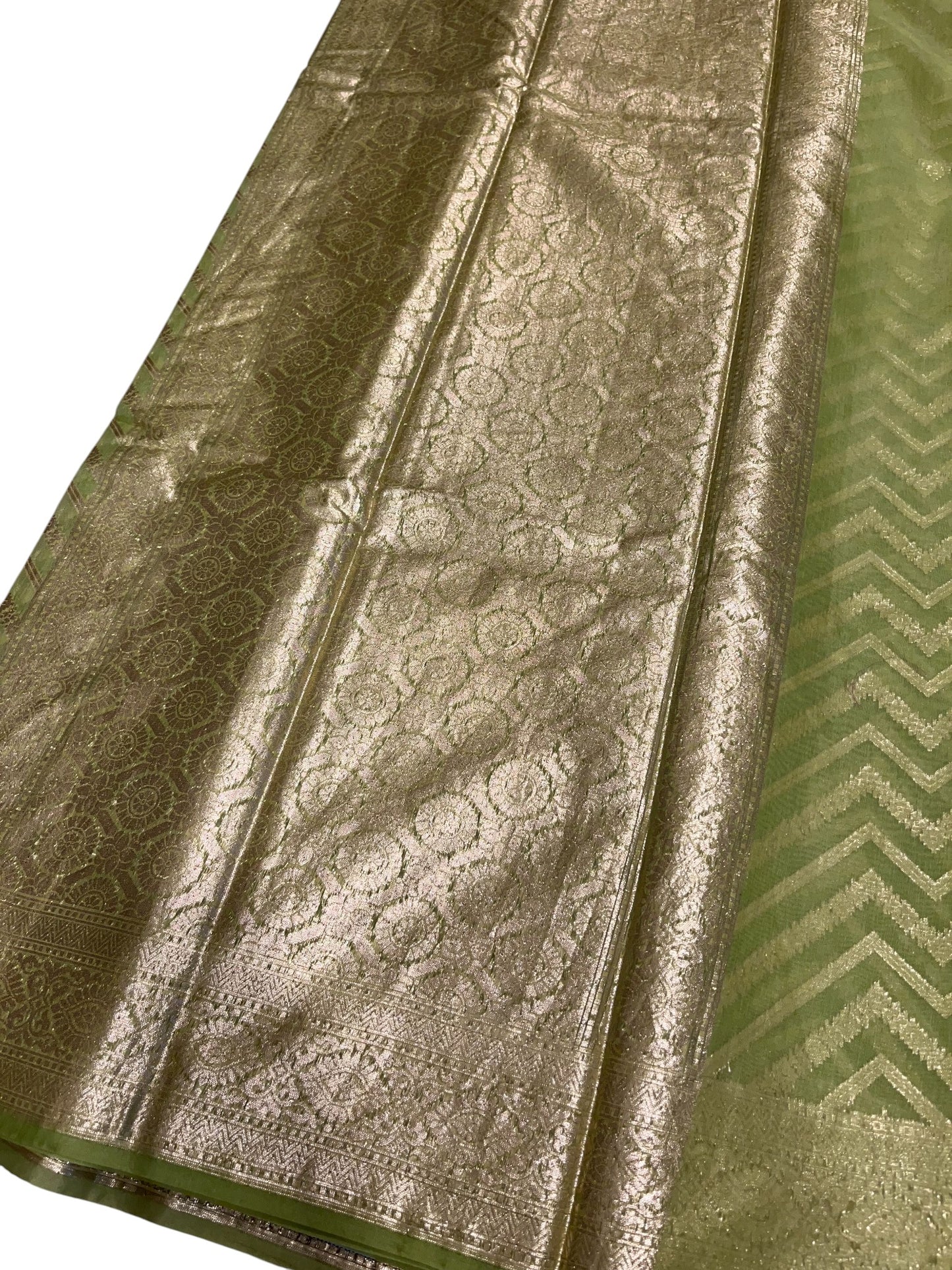 Southloom Cotton Banarasi Silk Saree with Woven Work on Body and Borders (Green)