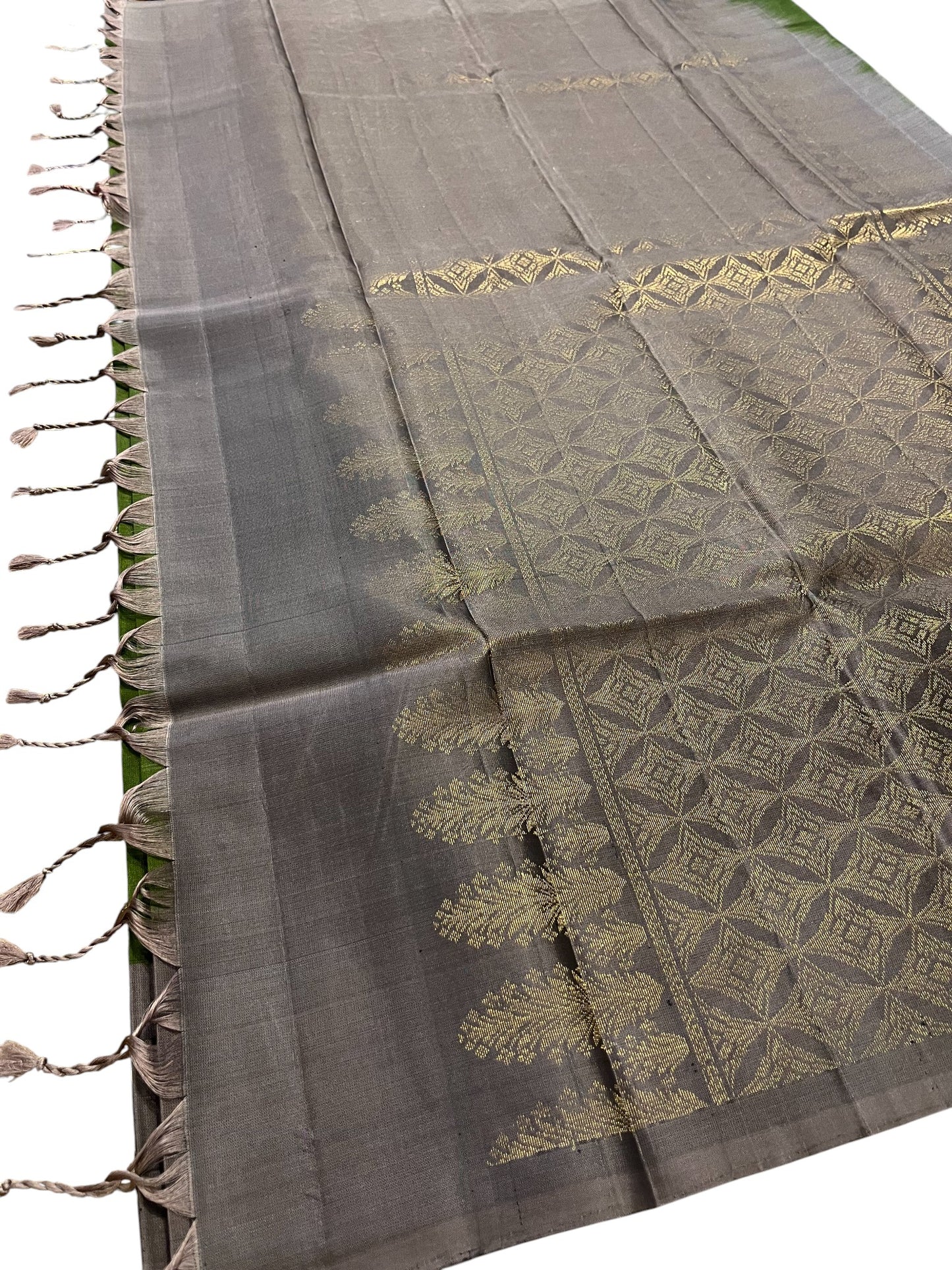 Southloom Pure Handloom Bridal Kanchipuram Silk Saree with Korvai Work(Green&Gray)