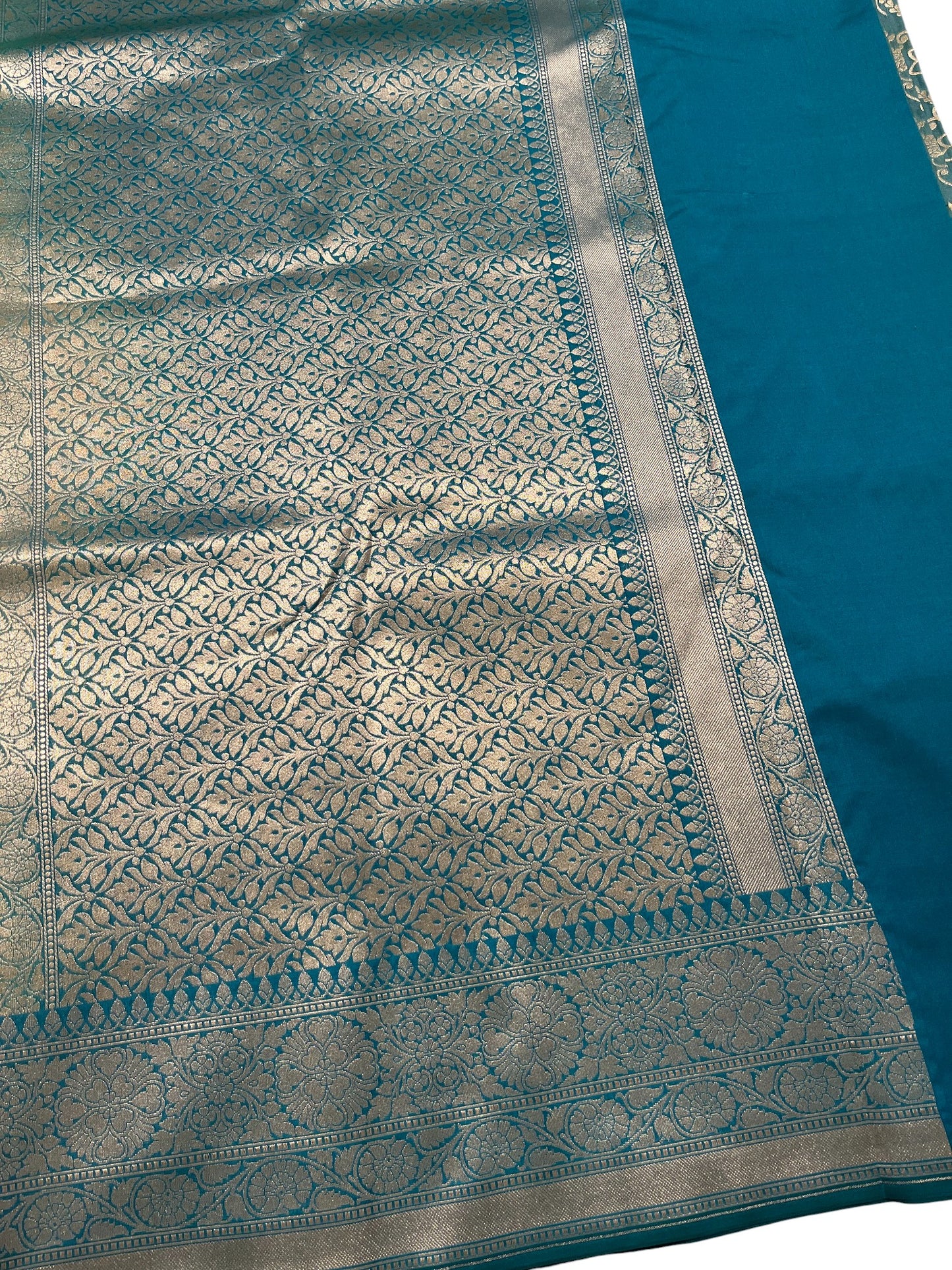 Southloom Pure Banarasi Silk Saree with Woven Work on Body and Borders (Blue)
