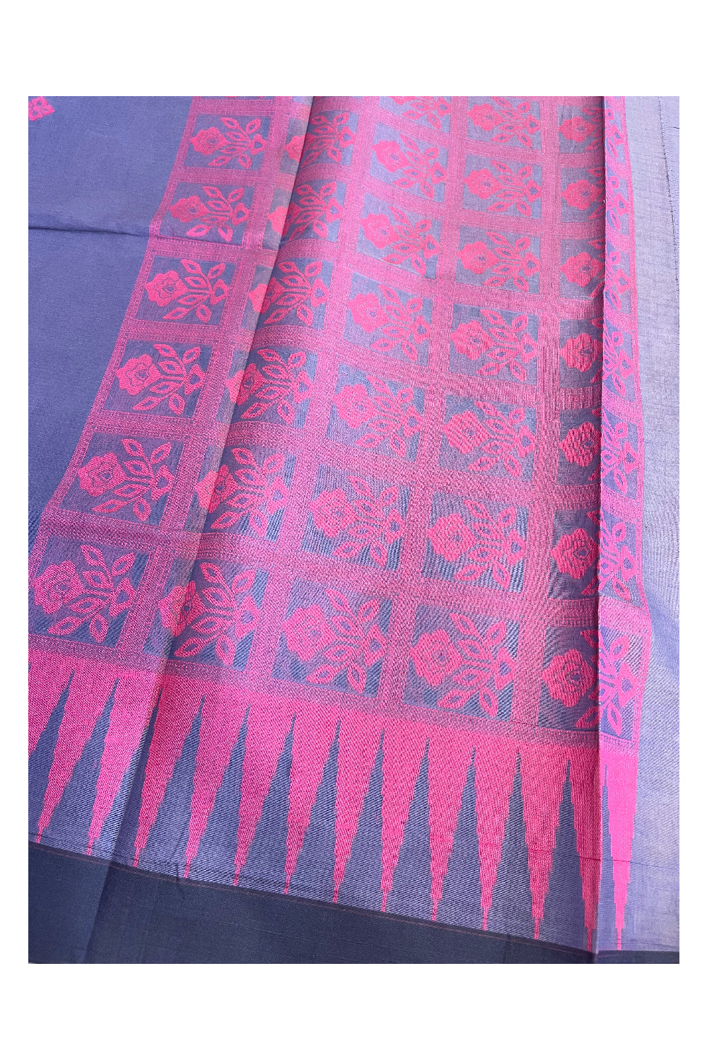 Southloom Kerala Cotton Saree with Floral Woven Works Across Body in Blue