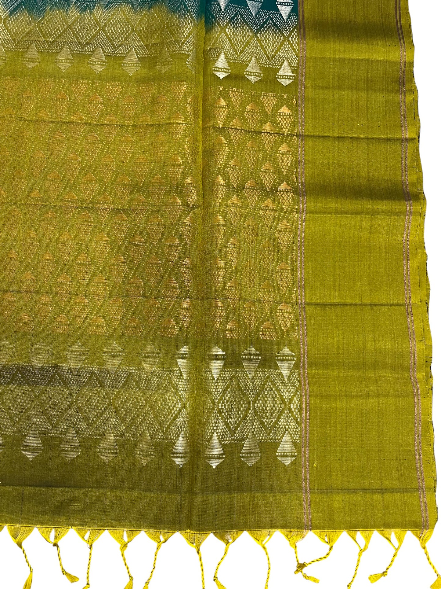 Southloom Pure Handloom Kanchipuram Silk Saree with Butta Work (Green & Blue)