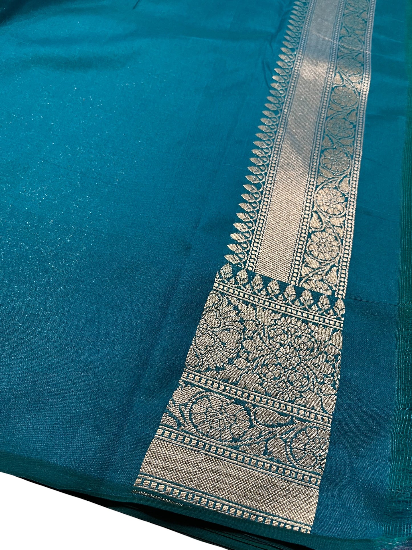 Southloom Pure Banarasi Silk Saree with Woven Work on Body and Borders (Blue)