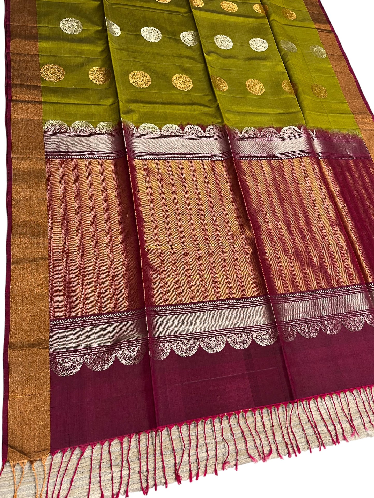 Southloom Pure Handloom Bridal Kanchipuram Silk Saree with Korvai Work (Olive Green & Magenta)