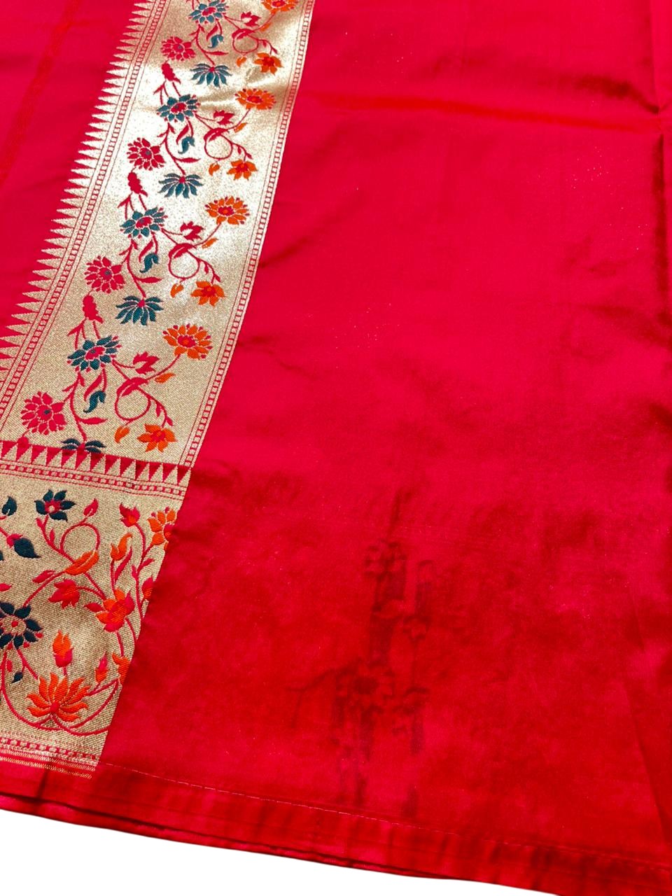 Southloom Pure Banarasi Silk Saree with Woven Work on Body and Borders (Rani Pink)
