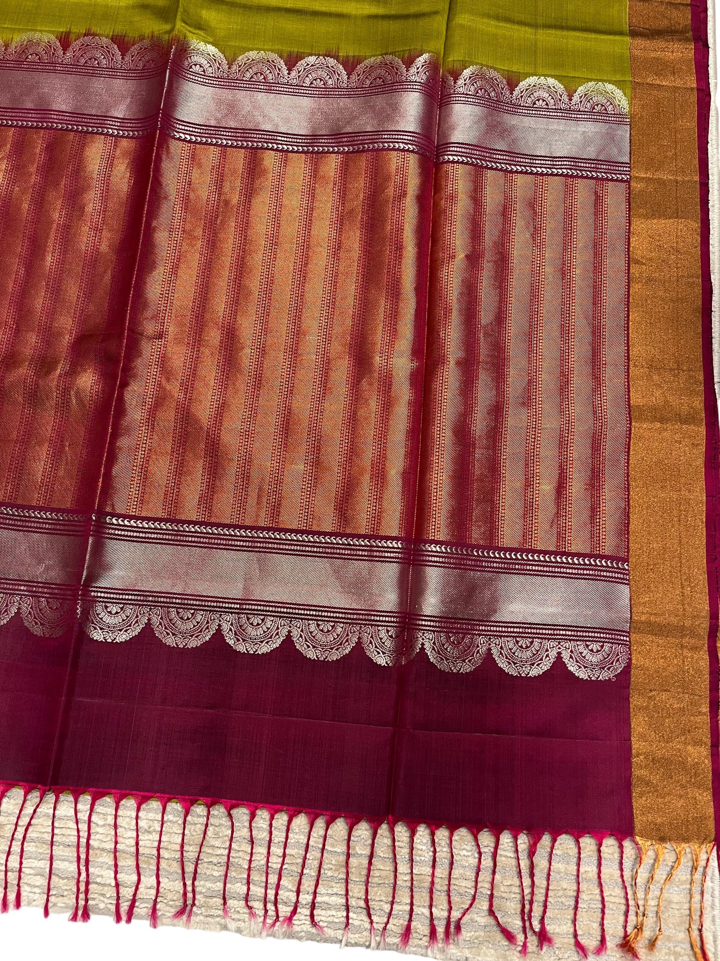 Southloom Pure Handloom Bridal Kanchipuram Silk Saree with Korvai Work (Olive Green & Magenta)