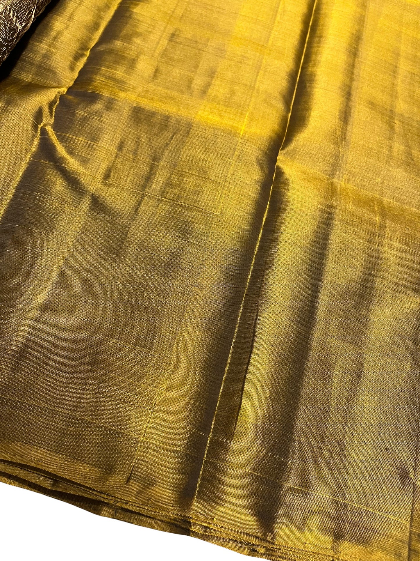 Southloom Pure Handloom Kanchipuram Silk Saree with Butta Work
