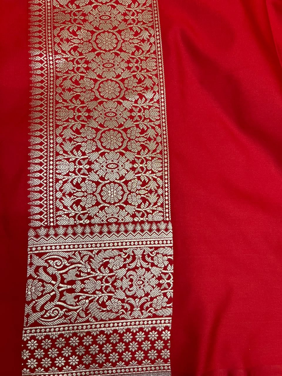 Southloom Satin Banarasi Silk Saree with Woven Work on Body And Borders In Red