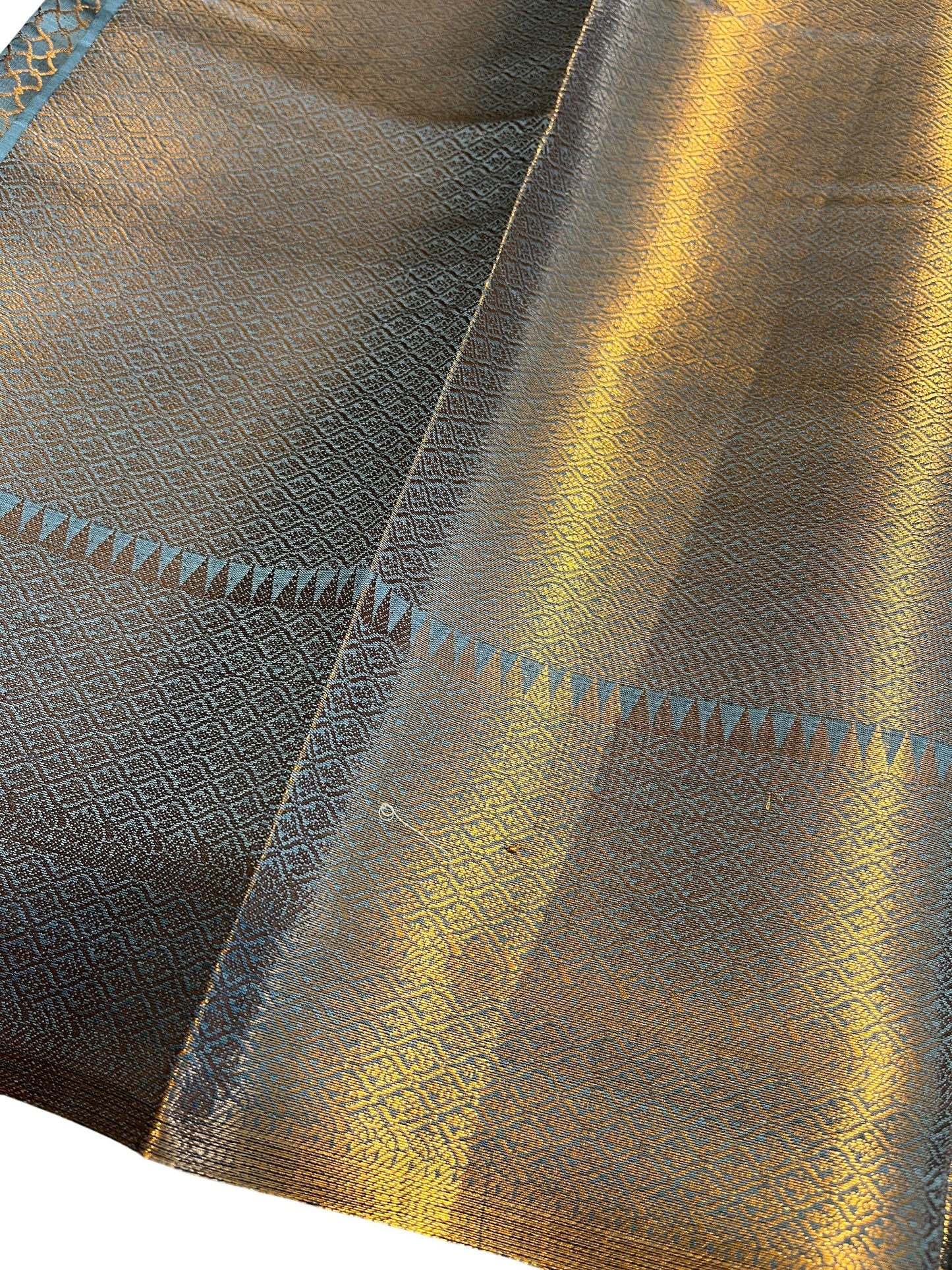 Southloom Brocade Silk Bridal Saree WIth Woven Borders And Blouse Piece