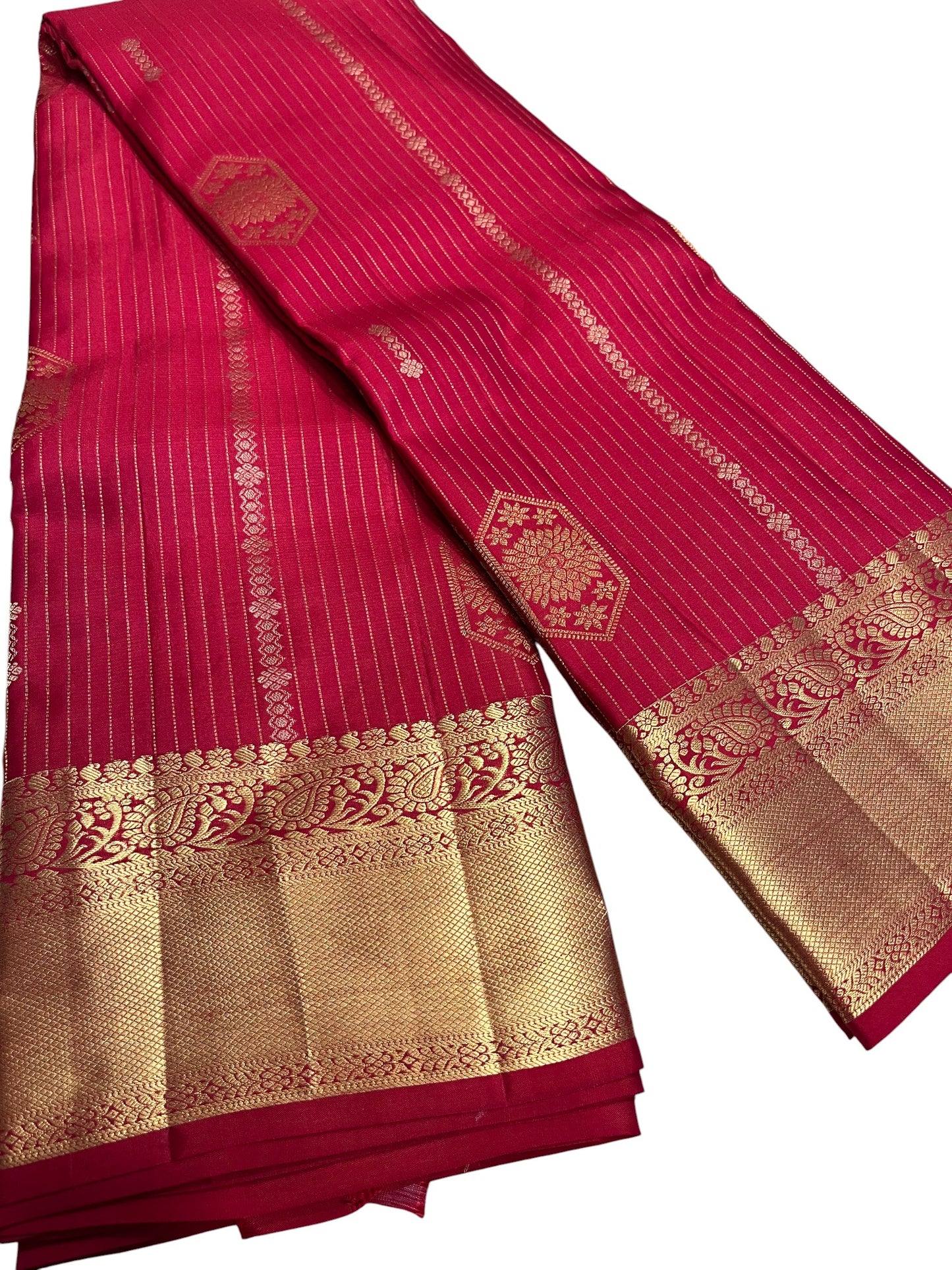 Southloom Premium Handloom Bridal Kanchipuram Silk Saree with Korvai Works (Red)