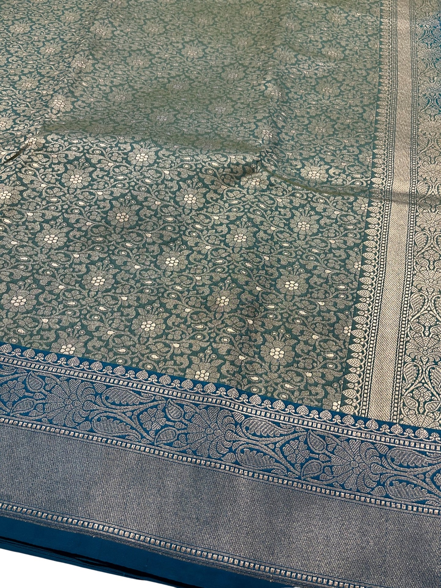 Southloom Pure Banarasi Silk Saree with Woven Work on Body and Borders (Blue)