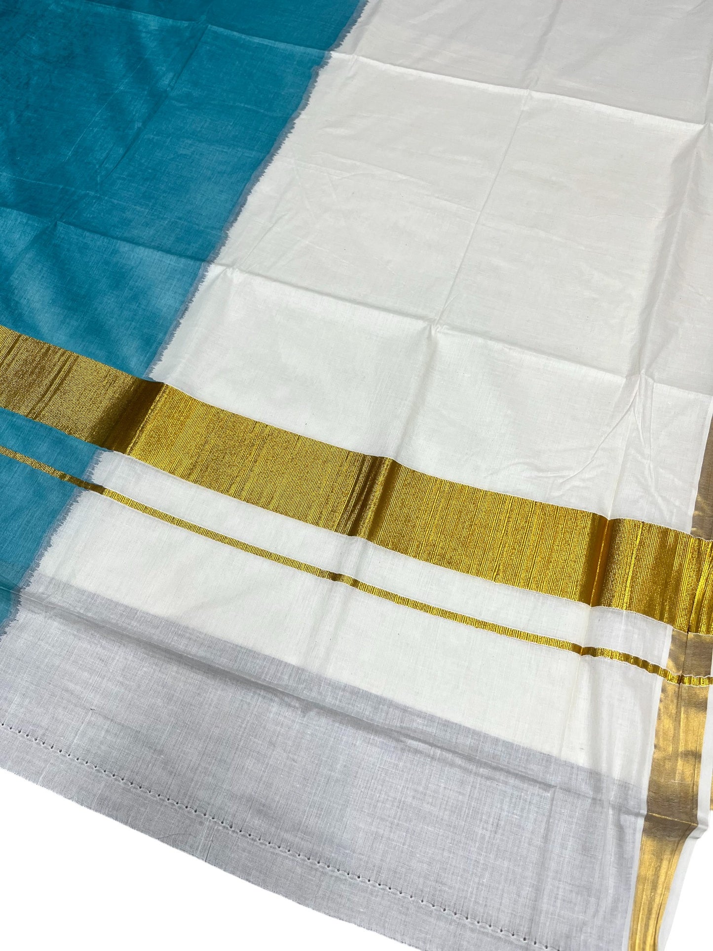 Southloom Tie and Dye Multi Colour Blue Kasavu Saree