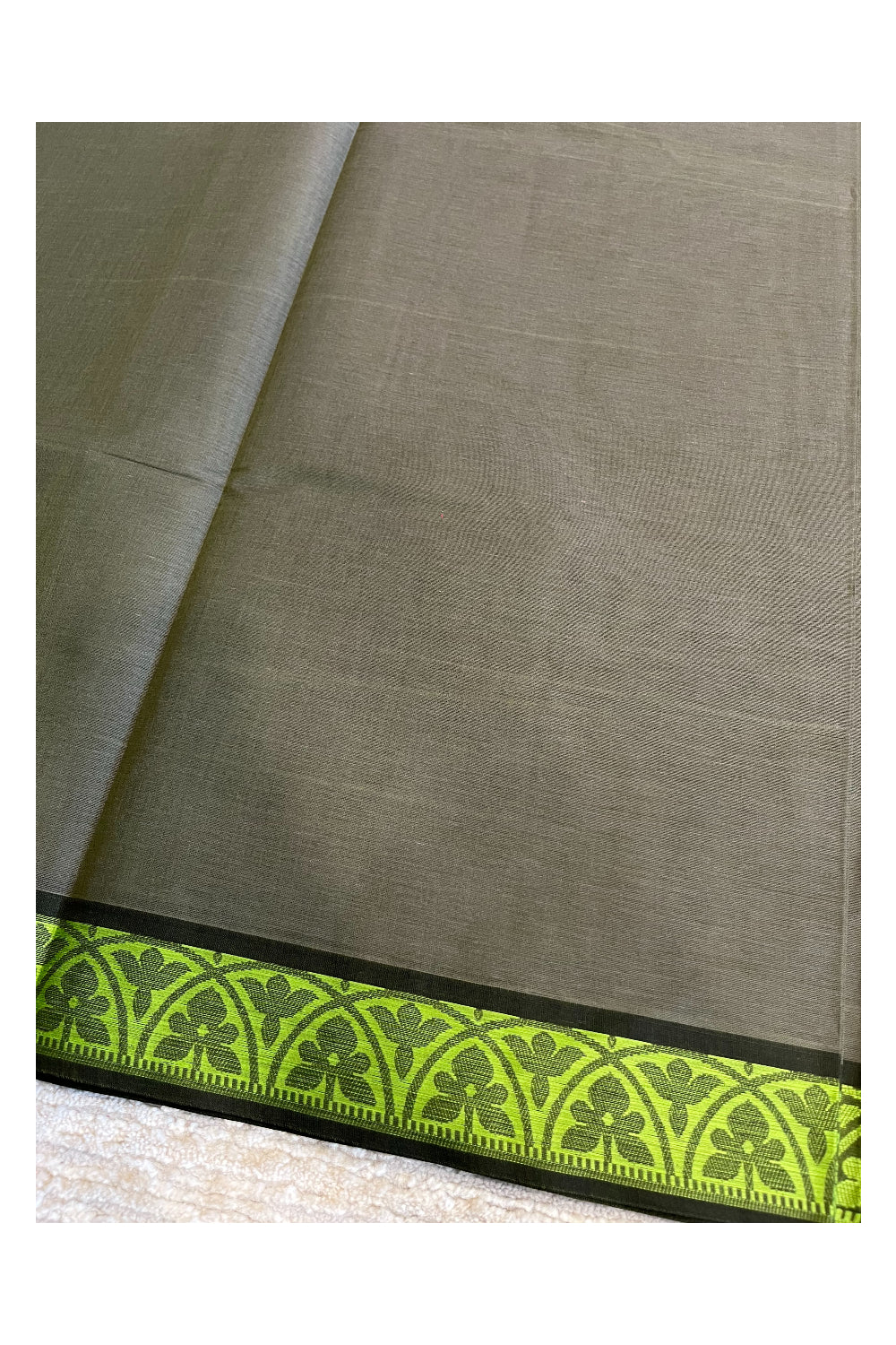 Southloom Kerala Cotton Saree with Floral Woven Works Across Body in Green