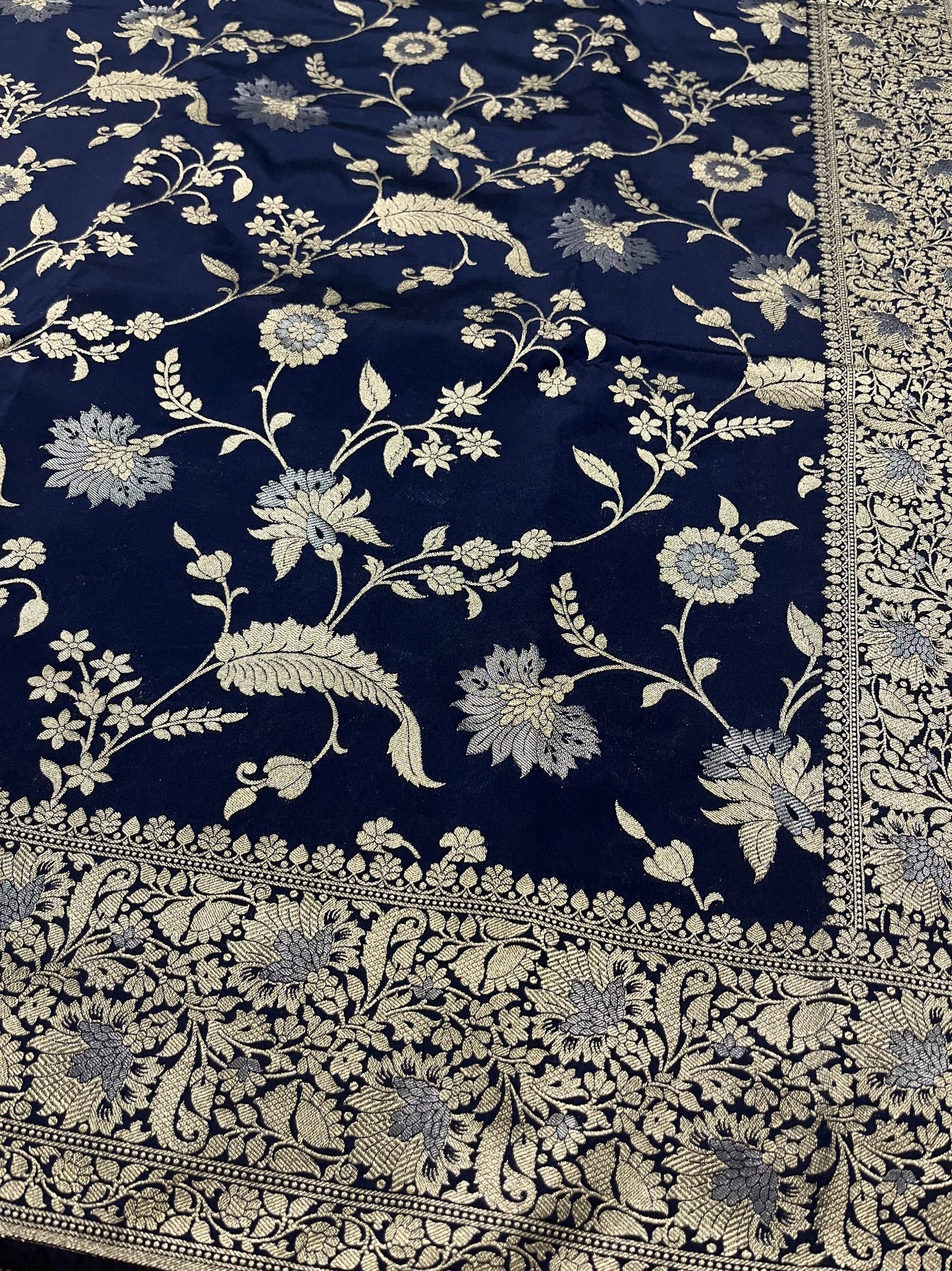 Southloom Pure Banarasi Silk Saree with Woven Work on Body and Borders