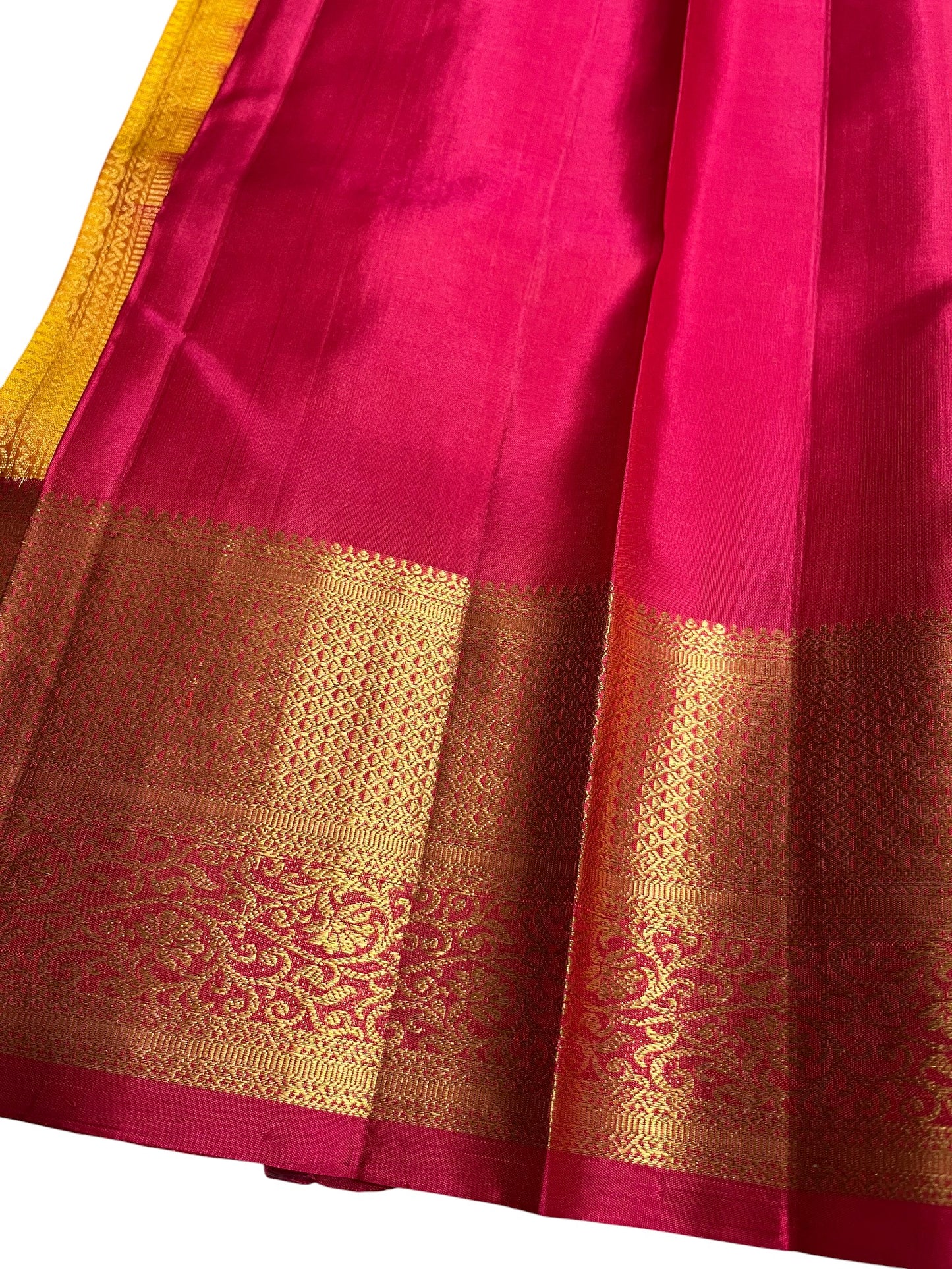 Southloom Pure Handloom Bridal Kanchipuram Silk Saree with Korvai Work (Green & Magenta)