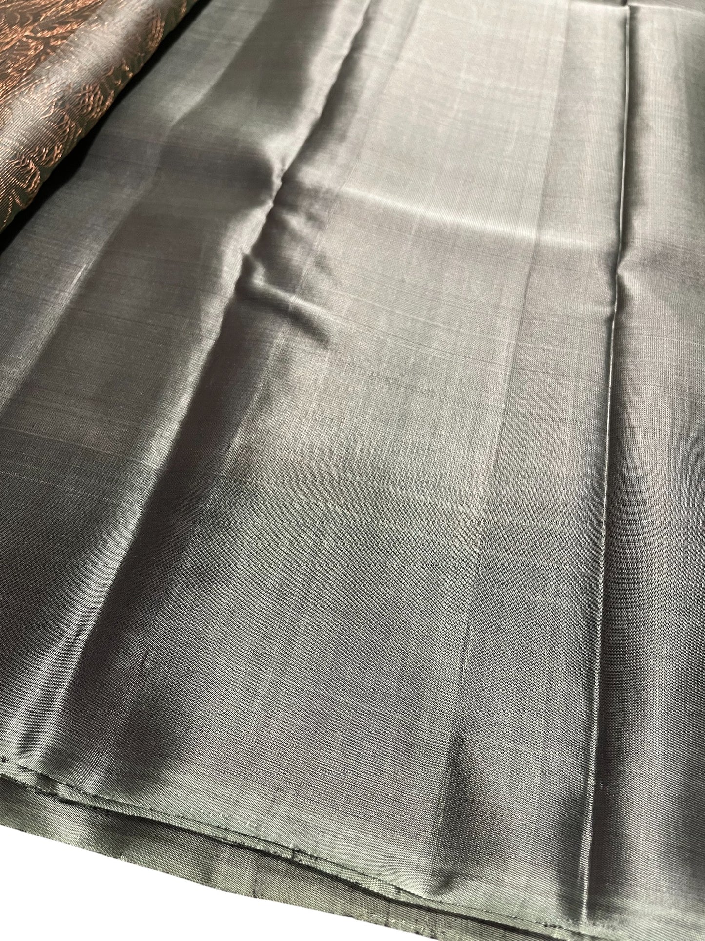 Southloom Pure Handloom Kanchipuram Silk Saree with Butta Work (Brown & Green)