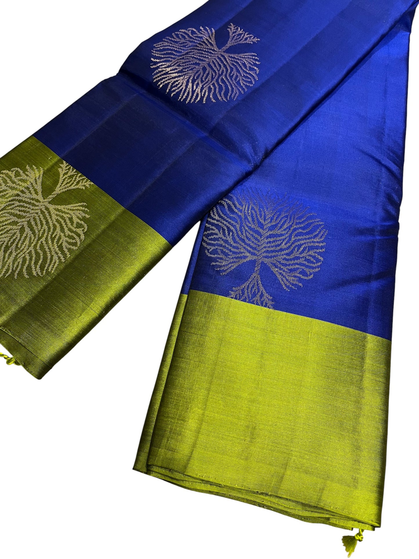 Southloom Pure Handloom Kanchipuram Silk Saree with Butta Work(Blue & Green )