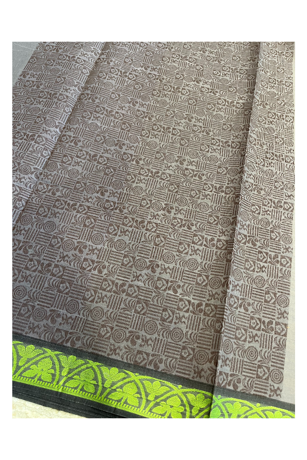 Southloom Kerala Cotton Saree with Floral Woven Works Across Body in Grey