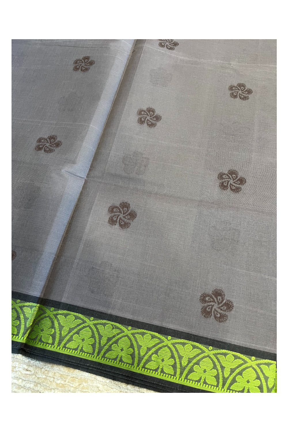 Southloom Kerala Cotton Saree with Floral Woven Works Across Body in Grey