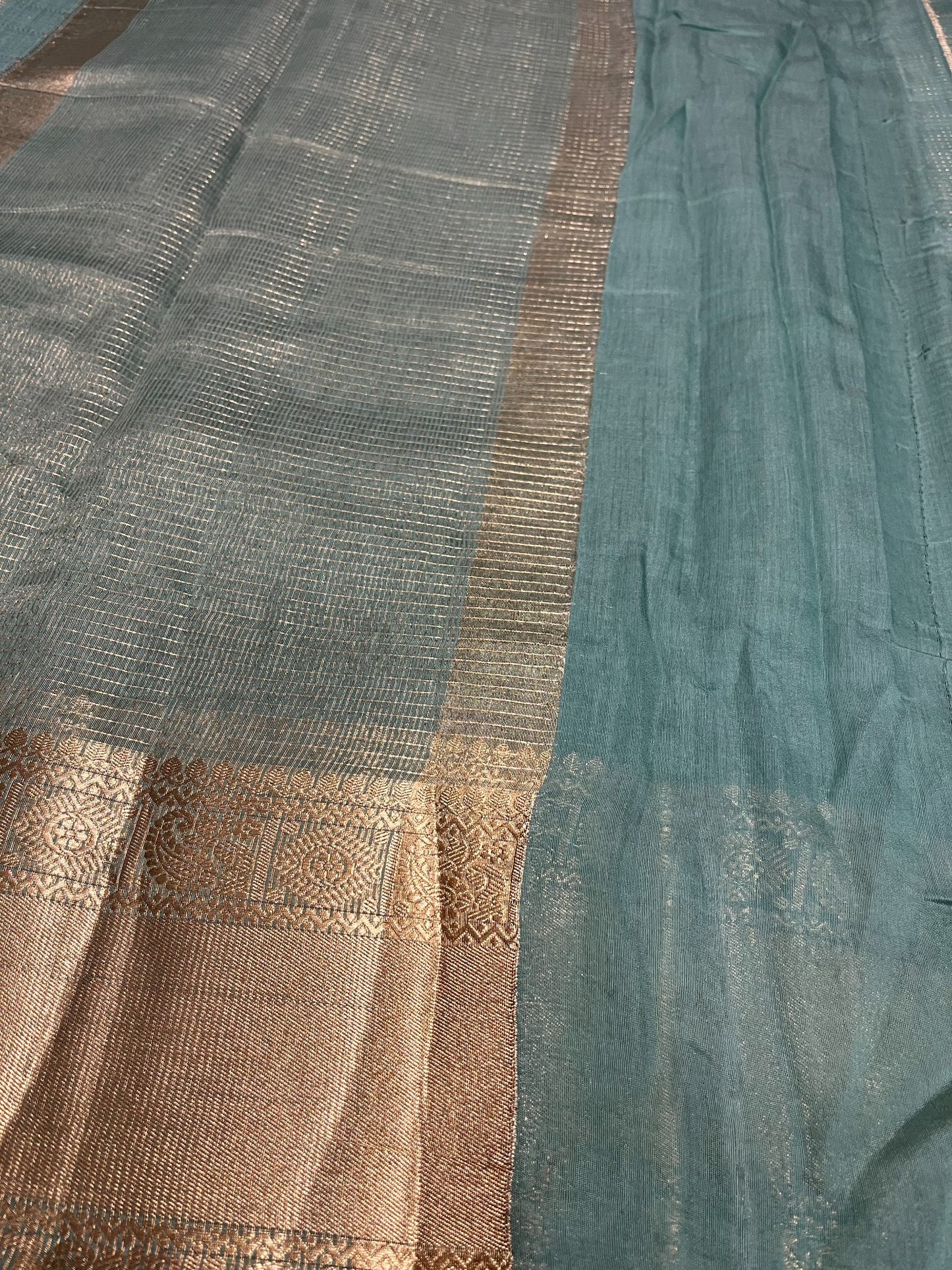 Southloom Georgete Banarasi Silk Saree with Woven Work on Body and Borders