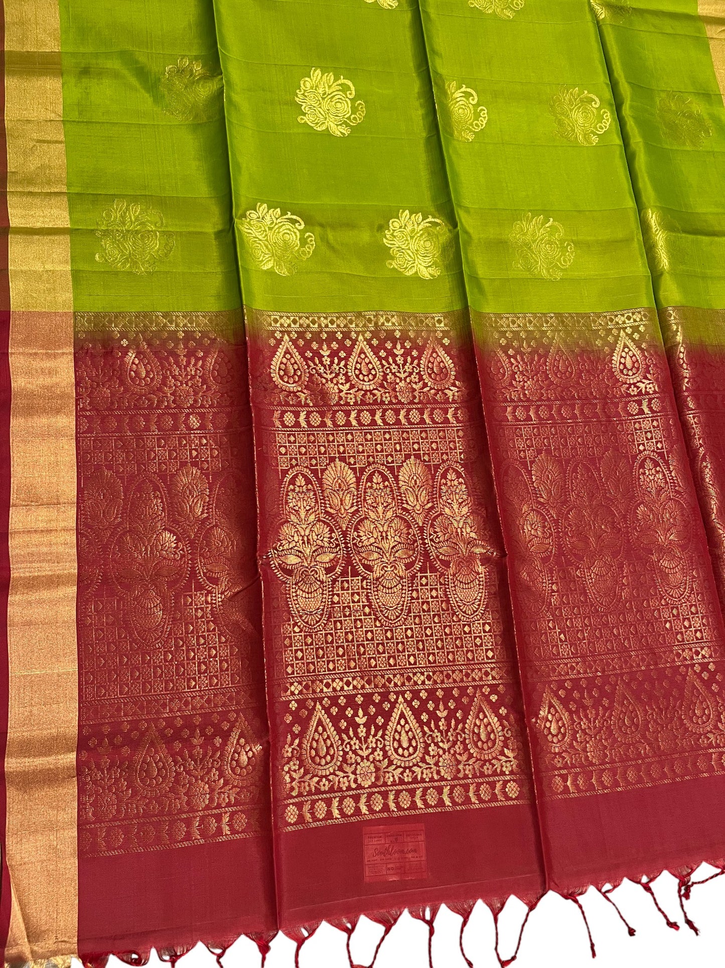 Southloom Pure Handloom Kanchipuram Silk Saree with Butta Work (Maroon & Green)