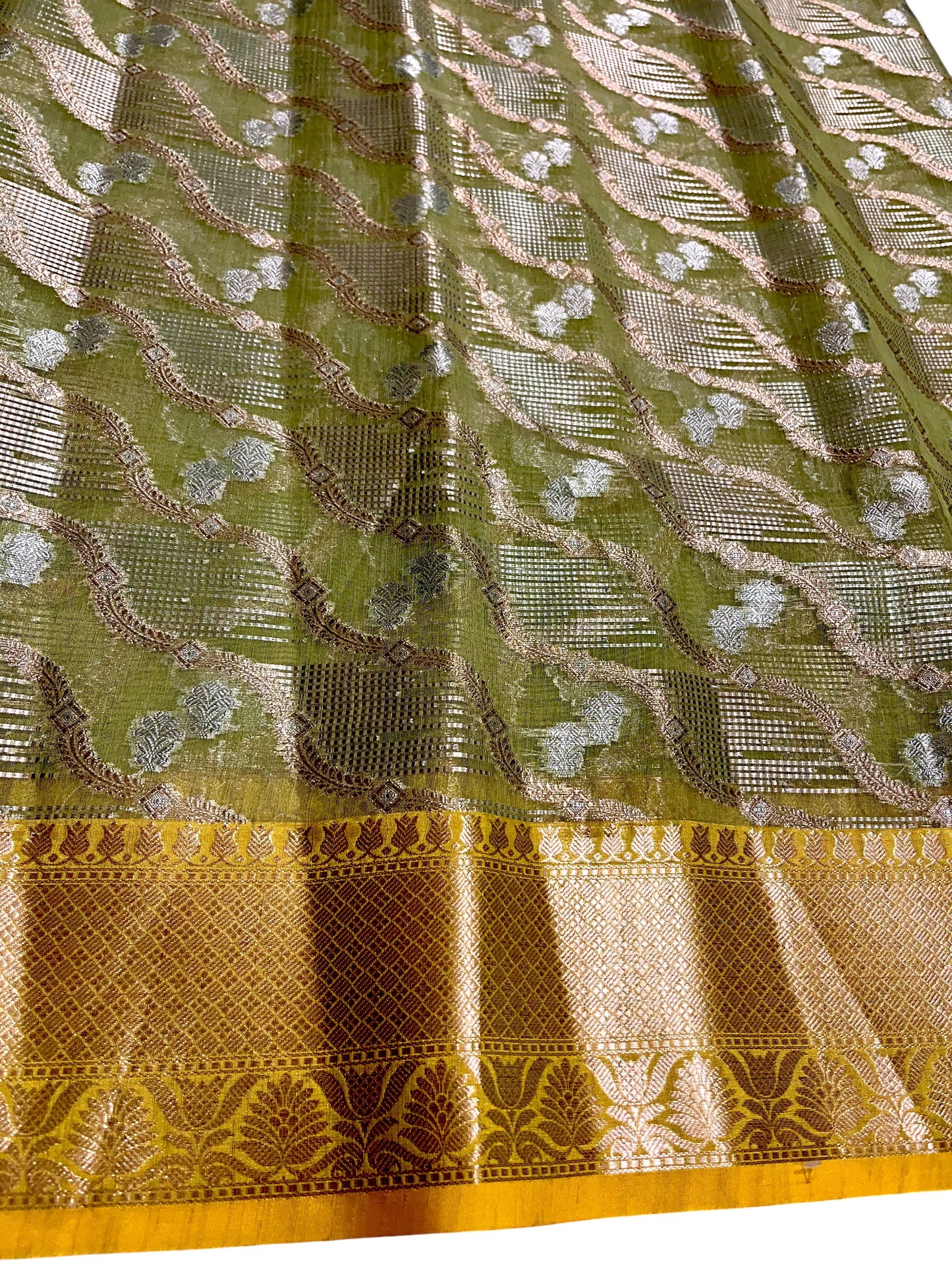Southloom Tissue Banarasi Silk Saree with Woven Work on Body and Borders (Green)