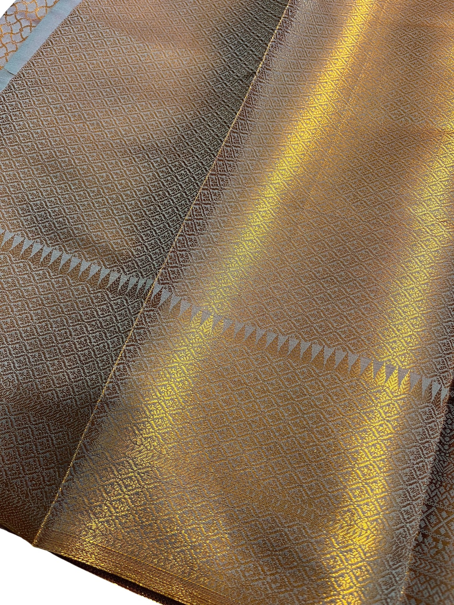 Southloom Brocade Silk Bridal Saree WIth Woven Borders And Blouse Piece