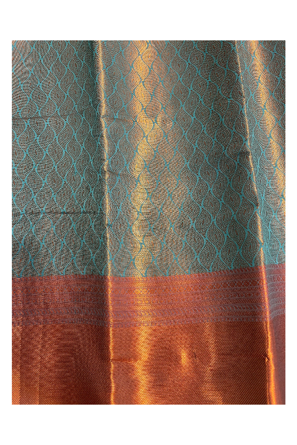 Southloom Banarasi Silk Brocade Bridal Saree WIth Woven Borders And Blouse Piece in Blue And Maroon