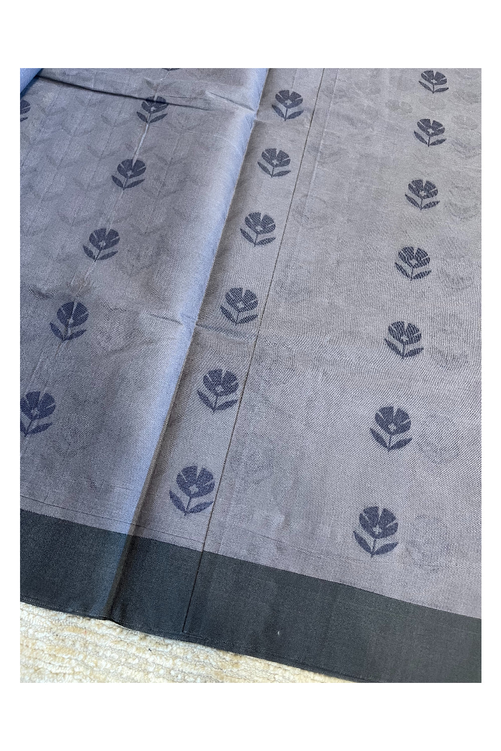Southloom Kerala Cotton Saree with Floral Woven Works Across Body in Grey